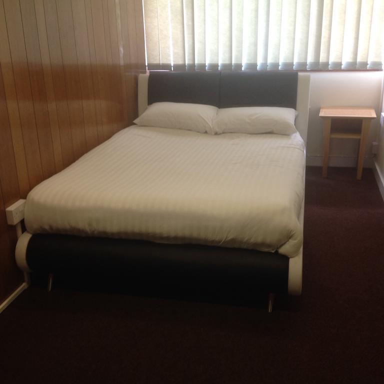 Pensiune Coronation House 2*