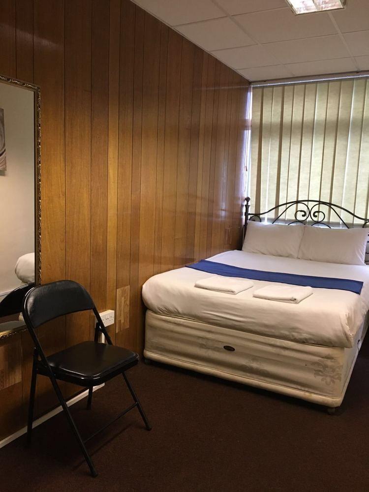 Coronation House Pensiune 2*